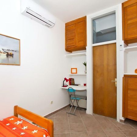 Apartment Center Marija Водице Екстериор снимка