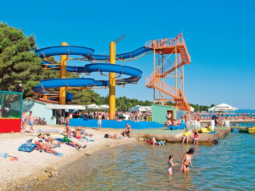 Apartment Center Marija Водице Екстериор снимка