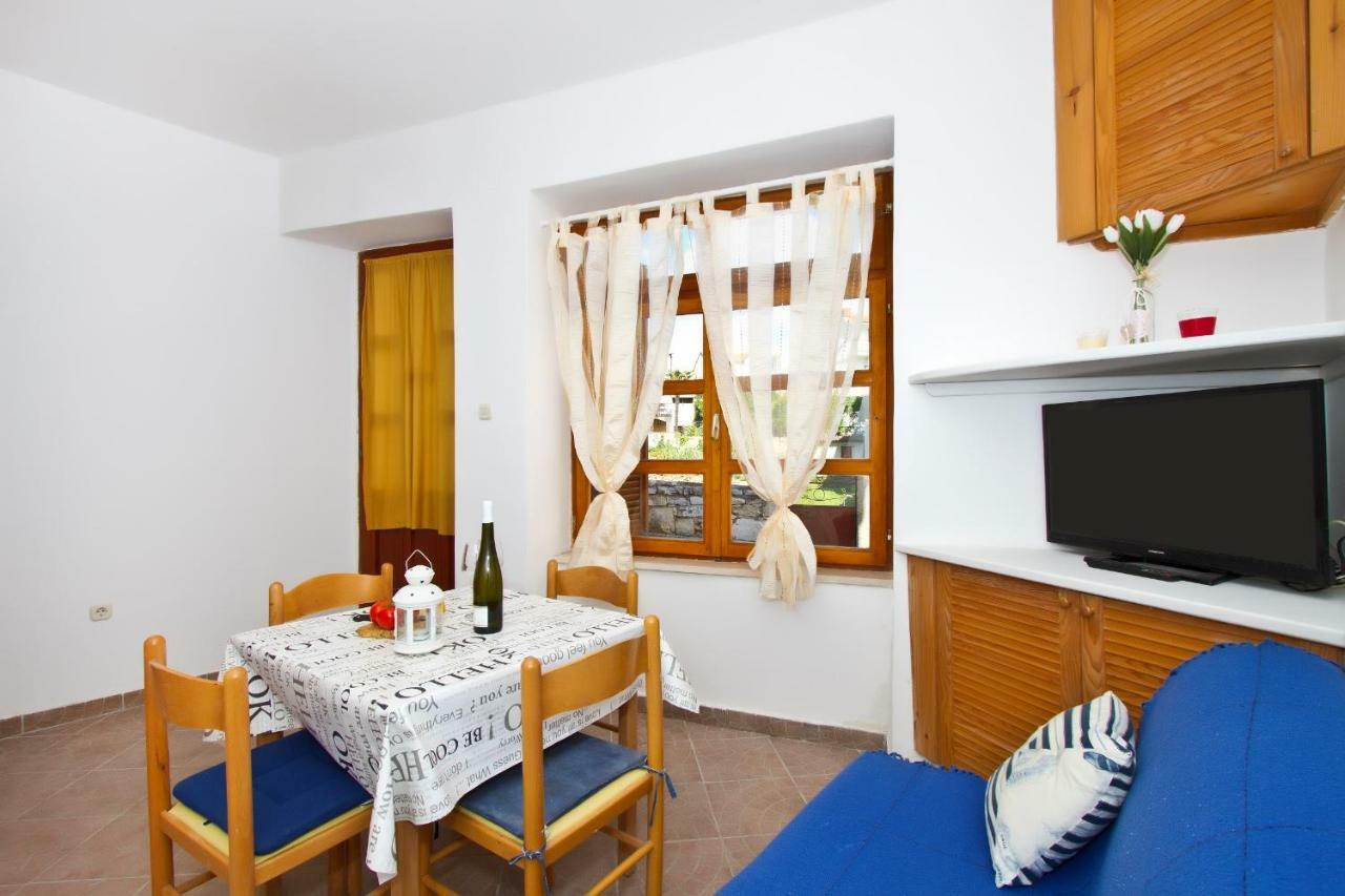 Apartment Center Marija Водице Екстериор снимка