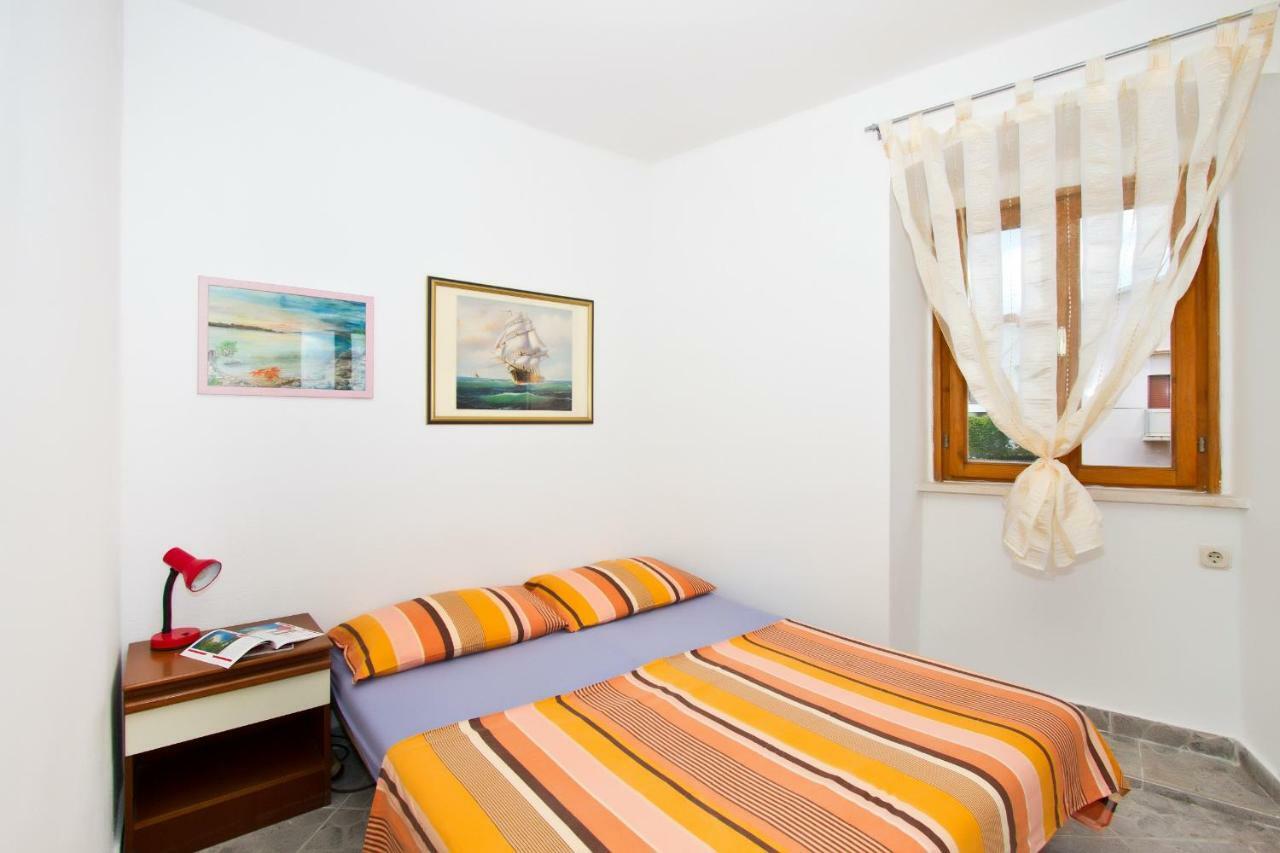 Apartment Center Marija Водице Екстериор снимка