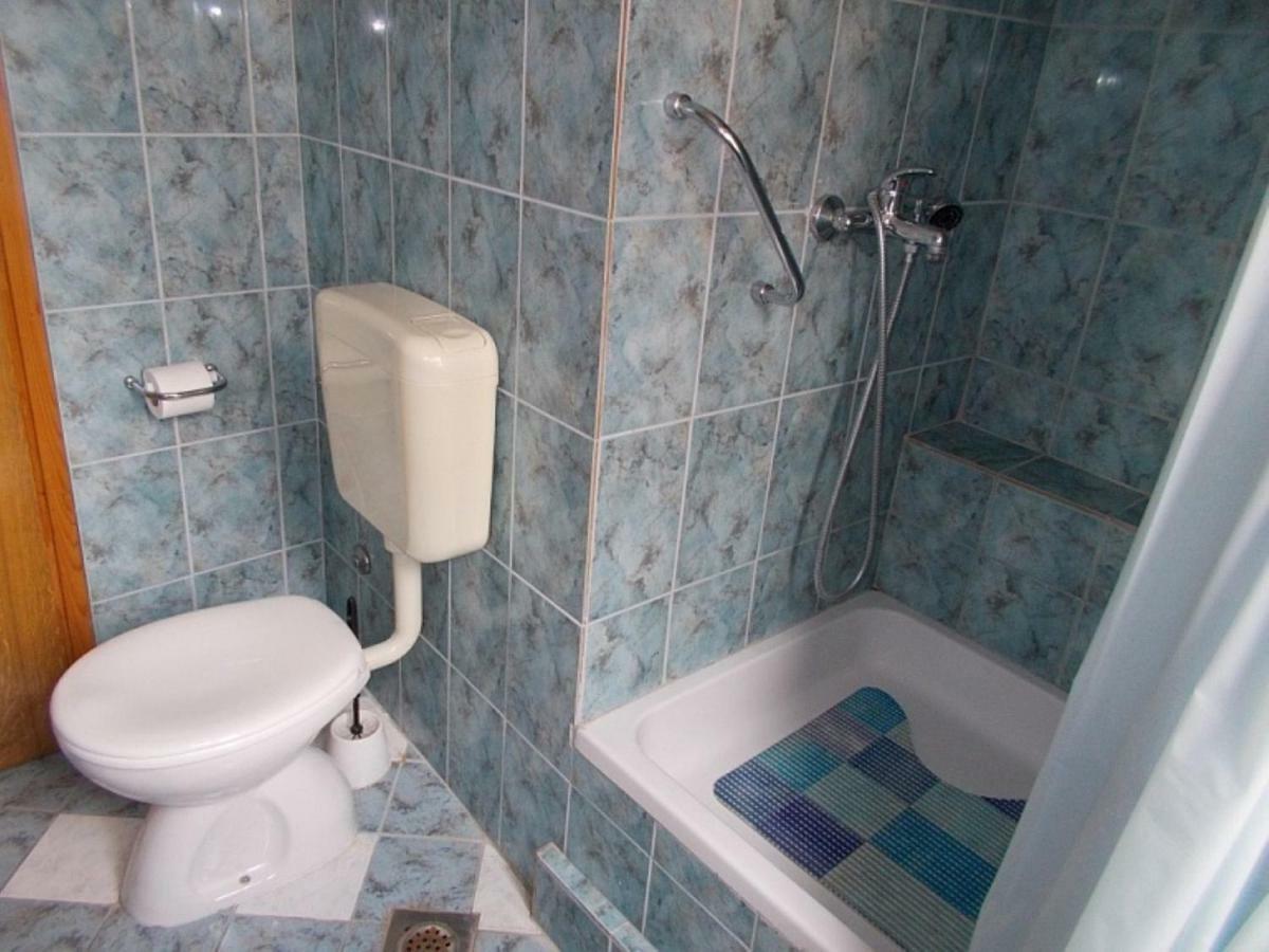 Apartment Center Marija Водице Екстериор снимка